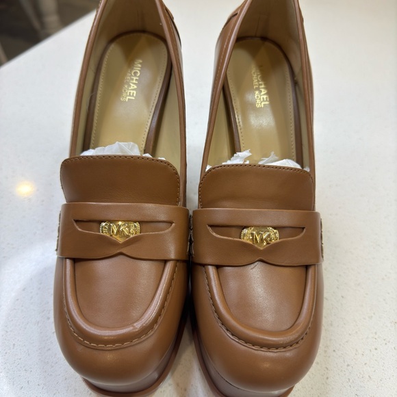 NWOT - Michael Kors Shoes - Picture 9 of 9